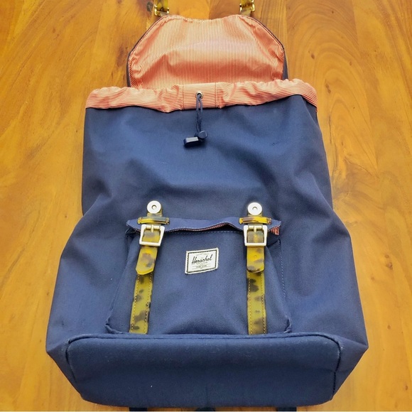 Herschel Supply Company Unisex Blue Little America Backpack. - Picture 9 of 15